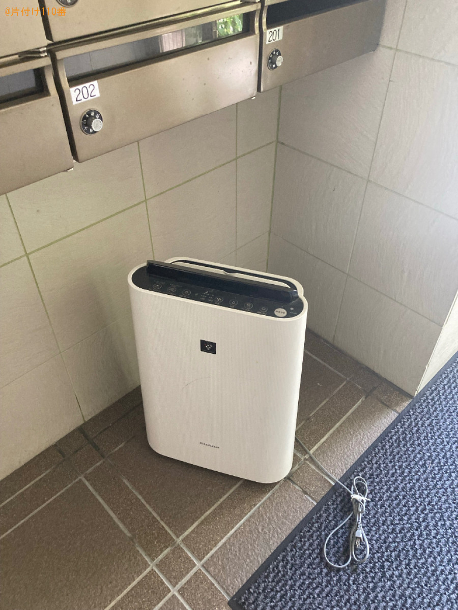 空気清浄機、本棚、カーペット、ゴミ箱、クイックルワイパー等の回収